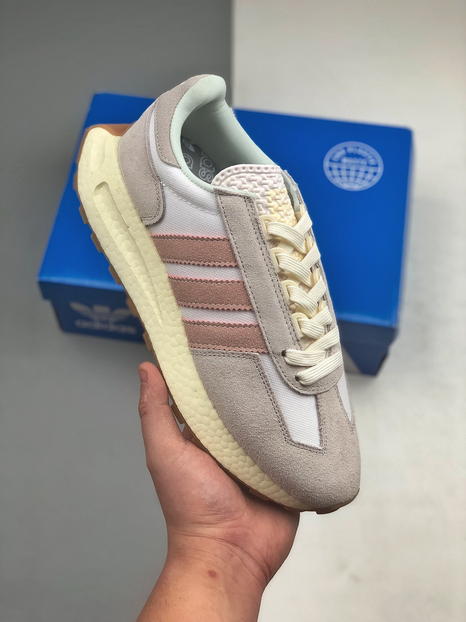 Adidas Originals D66400: Get Comfort and Style with Adidas Sneakers